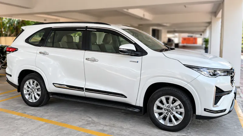 Innova Hycross on rent in Bengaluru